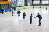 Bezpłatne zajęcia sportowe w Łodzi. Nauka jazdy na łyżwach i treningi biegania z profesjonalistami. Zapisz się i przyjdź