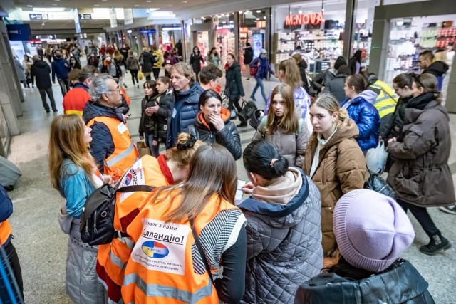 Kraków nadal odnotowuje zwiększony napływ Ukraińców, którzy uciekają przed wojną