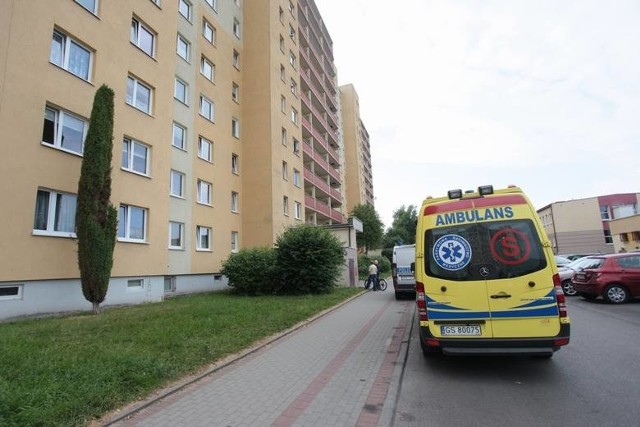 Do wypadku doszło w jednym z mieszkań w bloku przy ul. Romera w Słupsku.