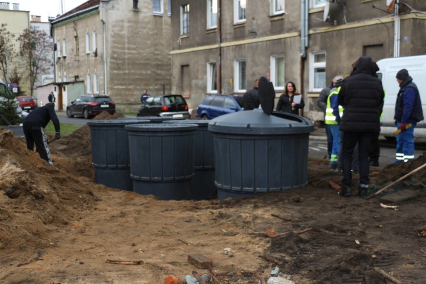 Nowe pojemniki podziemne na śmieci w Nowej Soli