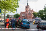 Po zderzeniu w centrum Słupska kobieta wypadła z auta i zginęła 