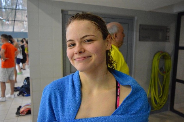 Weronika Tomasiak z MKP Słowianka Gorzów była m.in. 29. na 100 m w stylu motylkowym i 22. na dwa razy dłuższym dystansie, ale humor jej dopisywał.