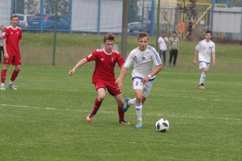 W Wielkich Derbach Śląska w Centralnej Lidze Juniorów Ruch...