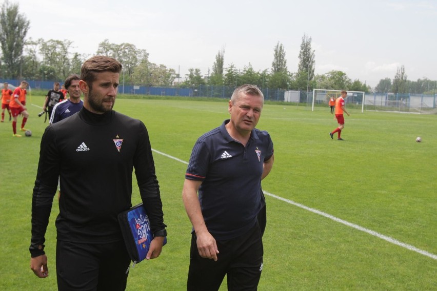 W Wielkich Derbach Śląska w Centralnej Lidze Juniorów Ruch...