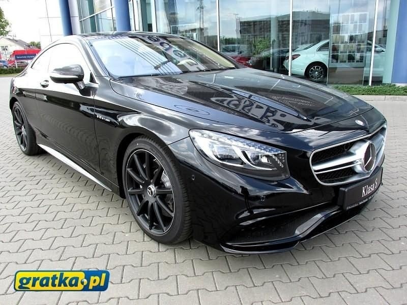 Mercedes-Benz Klasa S W222 63 AMG Coupe 4MATIC wystawiony na...