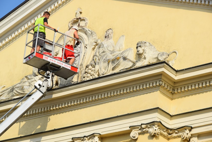 Co się stało z medalionem z Trybunału Koronnego w Lublinie? 