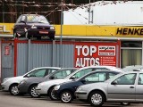 Auto z Niemiec. Czy dealerzy samochodowi działają w Niemczech podczas lockdownu? 