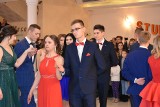 Niezapomniana studniówka maturzystów Zespołu Szkół w Gorzycach [ZDJĘCIA]