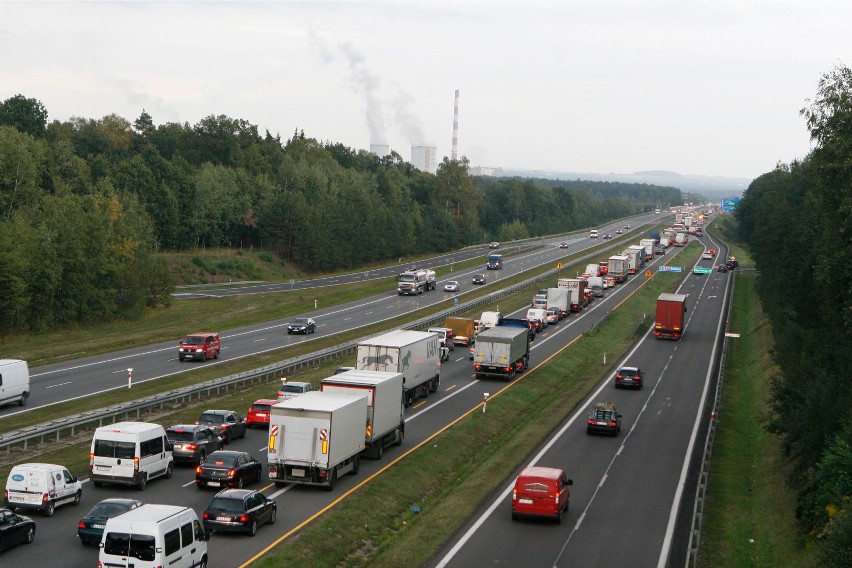 Poród na autostradzie A4 w Mysłowicach. Na świat przyszła Ala, dziewczynka czuje się dobrze 