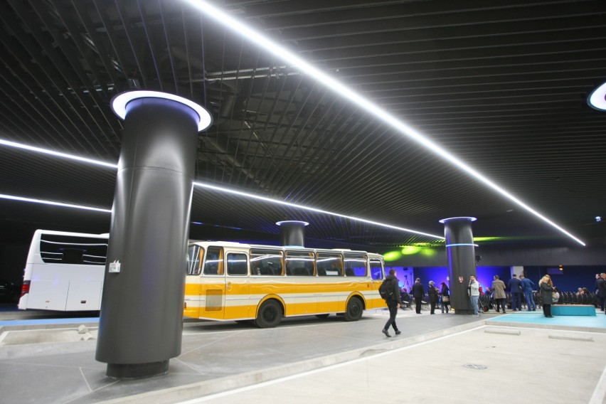 Wrocław: Nowy dworzec autobusowy gotowy. Zobacz!