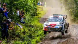 Elfyn Evans najszybszy w Rajdzie Finlandii. Załoga ORLEN na 13. miejscu