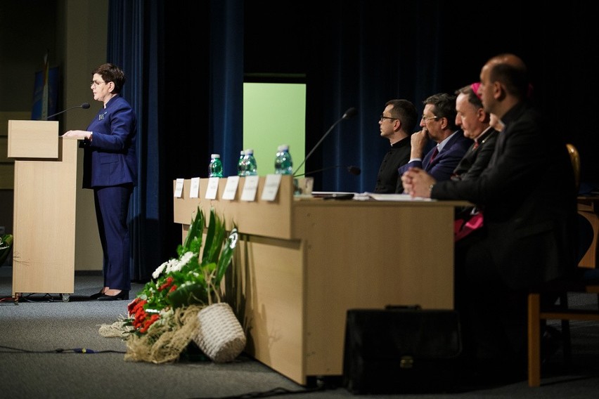 Wicepremier Beata Szydło odwiedziła Seminarium w Tarnowie [ZDJĘCIA]