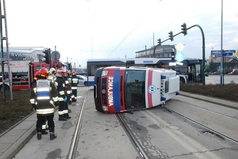 Ten wypadek miał miejsce na rondzie Grunwaldzkim w Krakowie...