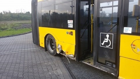 Wypadek autobusu na DTŚ w Świętochłowicach