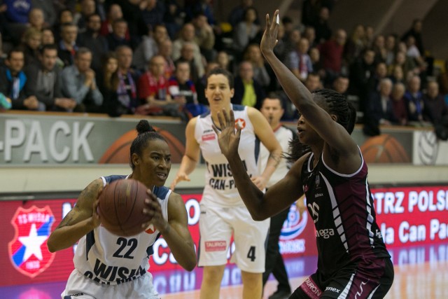 Wisła Can-Pack Kraków - 62, Energa Toruń - 58