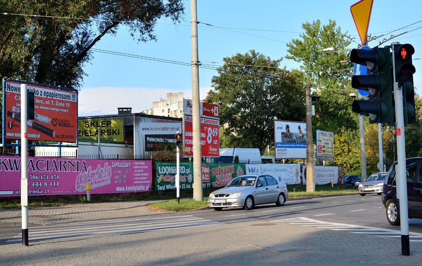 Szpecące reklamy na razie nie znikną z Lublina