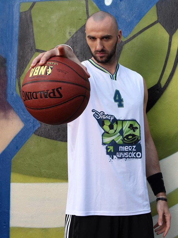 Marcin Gortat w 2007 r., kiedy to w barwach Orlando Magic zadebiutował na parkietach najsłynniejszej ligi świata. Rok później, jako pierwszy Polak, wystąpił w play-off NBA, a w 2009 r. zagrał w finale rozgrywek i zdobył wicemistrzostwo ligi.