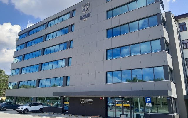 W Instytucie Gospodarki Surowcami Mineralnymi i Energią PAN w Krakowie zostało otwarte Centrum Zrównoważonej Gospodarki Surowcami i Energią.