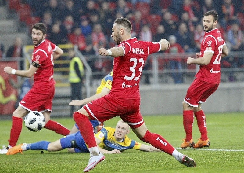 Piłkarska druga liga. Widzew słaby we wszystkich formacjach