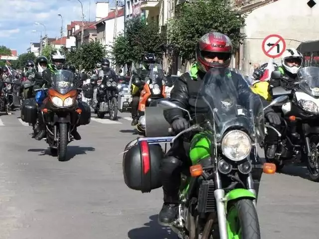 Co roku motocykliści oddają hołd pamięci ofiar obławy augustowskiej.