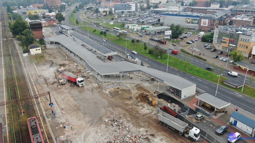 Tak obecnie wygląda nowe centrum przesiadkowe przy ul....