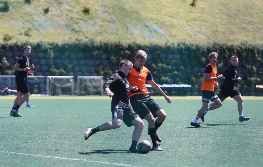 Trening juniorów GKS Katowice na boisku Rapidu...