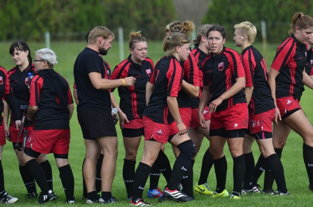 Rugbystki Posnanii pod wodzą Tomasza Kapustki rozpoczęły kolejny sezon od porażki w finale turnieju MP z odwiecznym rywalem