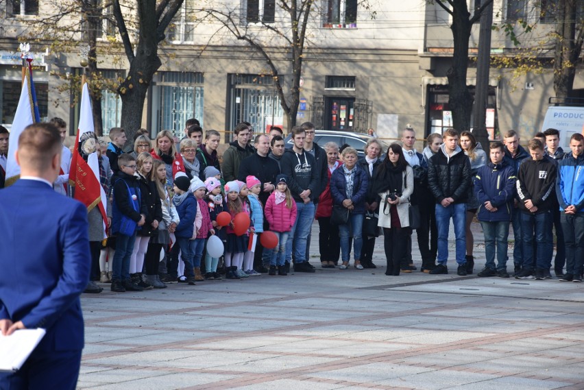 Uroczystości niepodległościowe na Placu Orląt Lwowskich na...