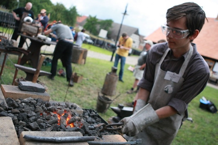 Piknik kowalski w Swołowie