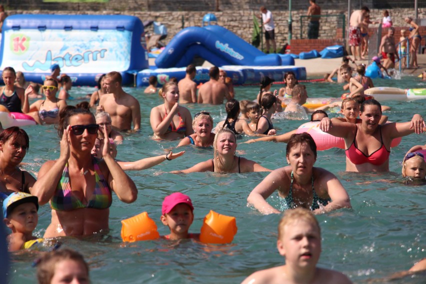 Aqua aerobik i inne atrakcje Kąpieliska Leśnego w Gliwicach ZDJĘCIA