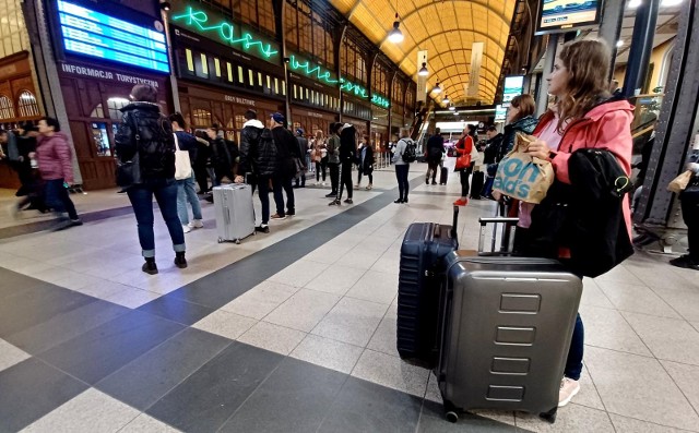 Wrocław Główny w 2022 r. trzeci rok z rzędu odnotował największą wymianę pasażerską spośród wszystkich stacji w Polsce