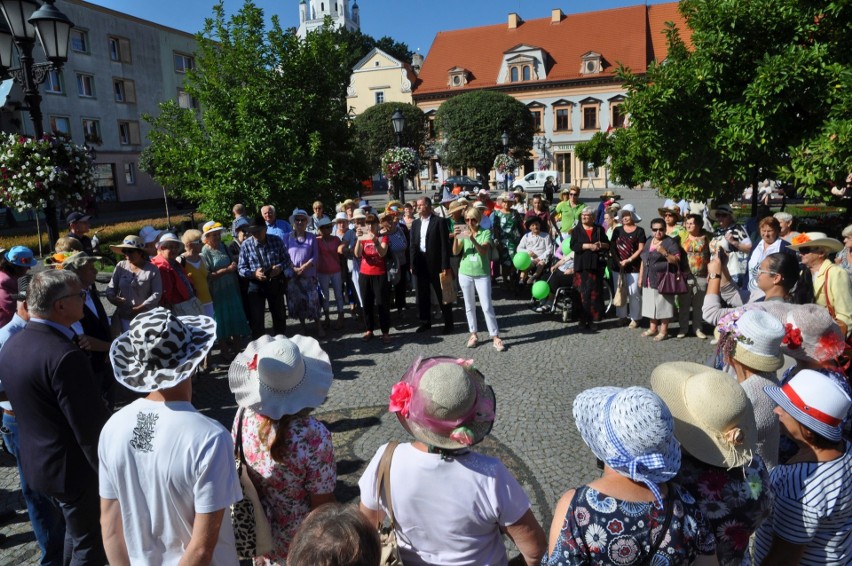 III Piknik Seniorów w Kapeluszach w Kluczborku.