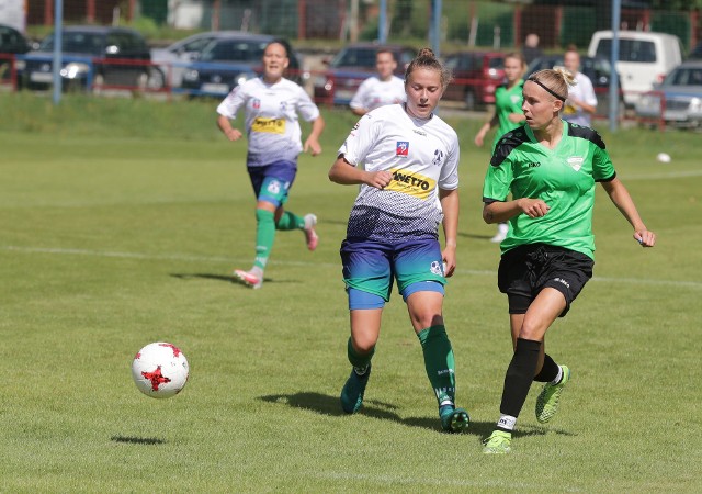 Olimpia Szczecin - AZS Wałbrzych 2:5.