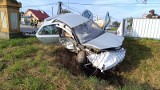 Wypadek w Drwini na skrzyżowaniu z drogą wojewódzką nr 965, jedna osoba trafia do szpitala. Mamy zdjęcia