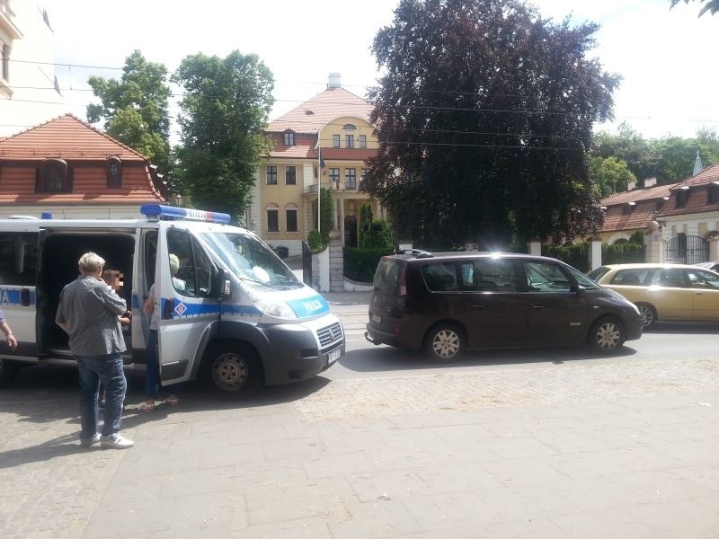 Na ul. Piotrkowskiej kierowca potrącił dziecko na rowerze