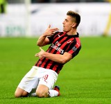 KRZYSZTOF PIĄTEK AC MILAN. Filippo Inzaghi kosztował więcej, ale pierwszego gola strzelił później