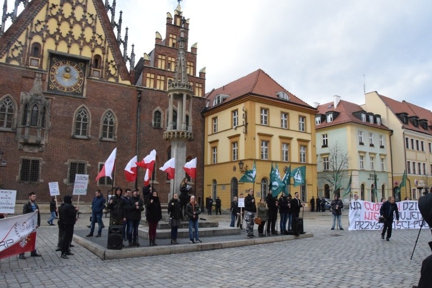 Narodowcy manifestowali przeciw zbyt dużej liczbie Ukraińców...