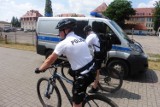 Patrole policji na rowerach w Pajęcznie. To pomysł komendanta na poprawę bezpieczeństwa w Pajęcznie