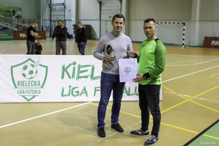 Najlepszy bramkarz Kieleckiej Ligi Futsalu: Paweł Jugo...