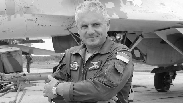 Oleksandr Oksanczenko był cenionym pilotem, startował w pokazach Air Show w Radomiu. Zginął broniąc swej ojczyzny...
