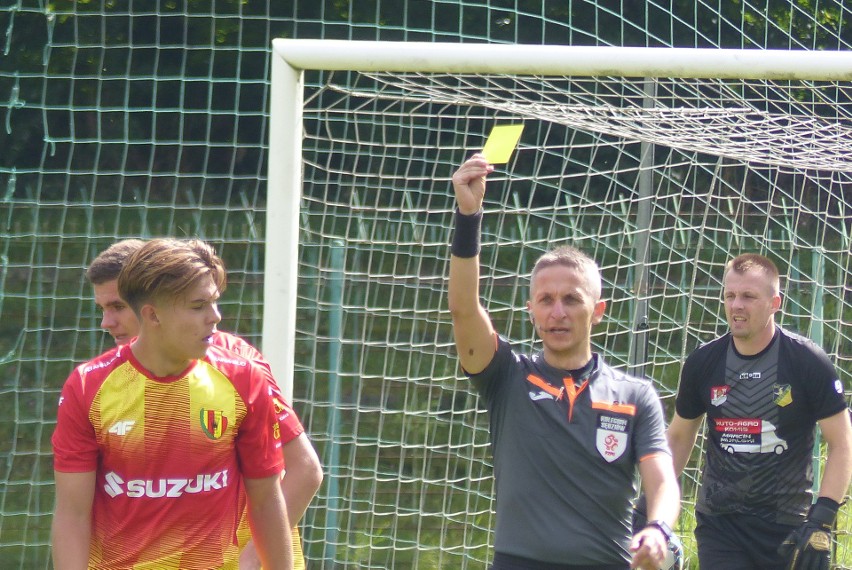 Korona II Kielce pokonała Łysicę Bodzentyn w Hummel 4 Lidze 1:0. Bramkę zdobył Zvonimir Petrović [ZDJĘCIA]