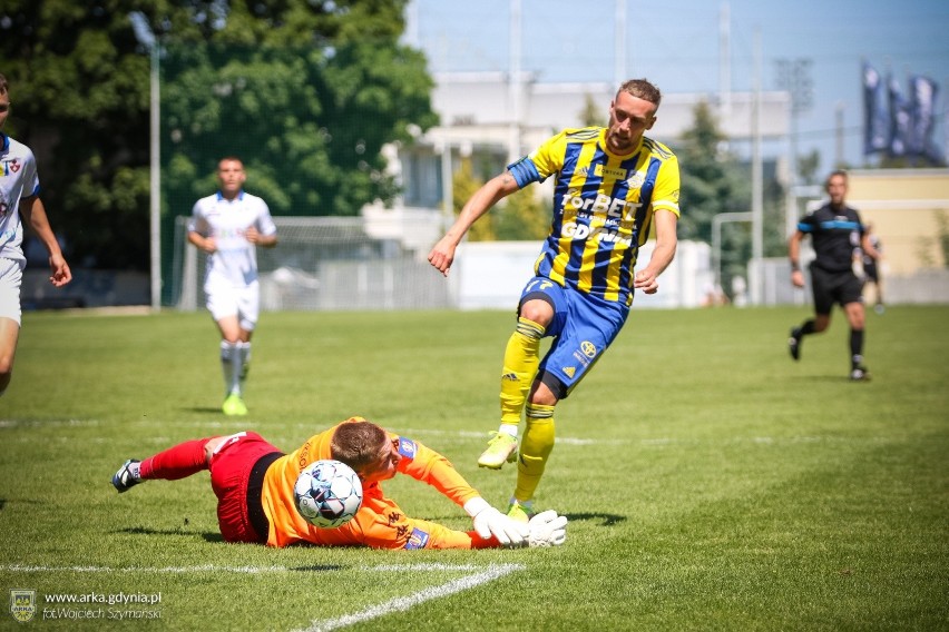 Porażka Arki Gdynia w sparingu z Olimpią Elbląg. Eksperymentalny skład żółto-niebieskich nie dał rady w drugiej połowie rywalowi