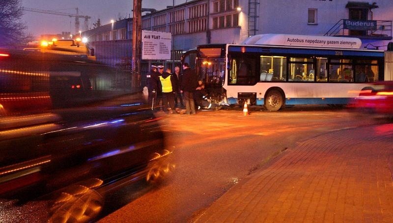 Wypadek autobusu w Gdyni