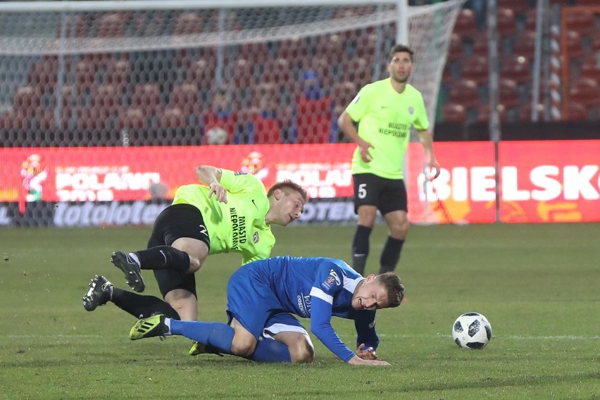 Puszcza Niepołomice - Miedź Legnica, 1/4 finału Pucharu...