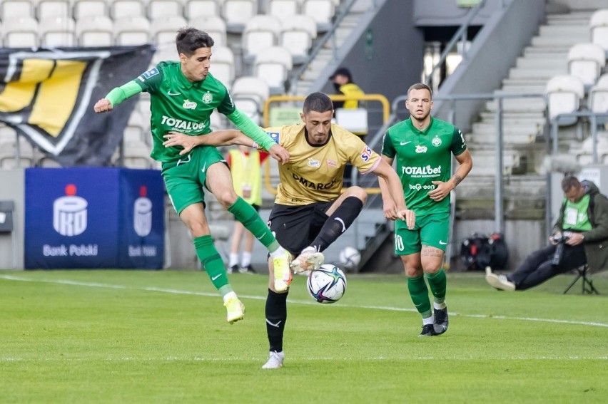 Cracovia bez większych problemów pokonała Wartę Poznań 2:0....