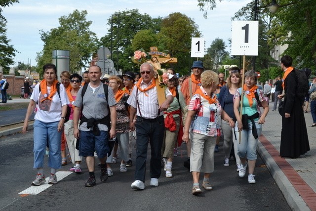 Rybnicka Pielgrzymka na Jasną Górę Wyruszyła