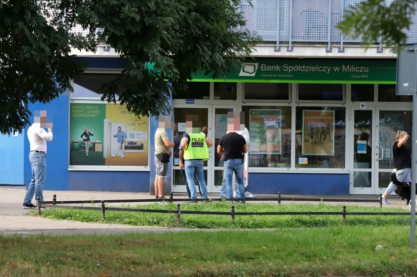 Napad na Bank Spółdzielczy w Miliczu przy ul Kamiennej 115...