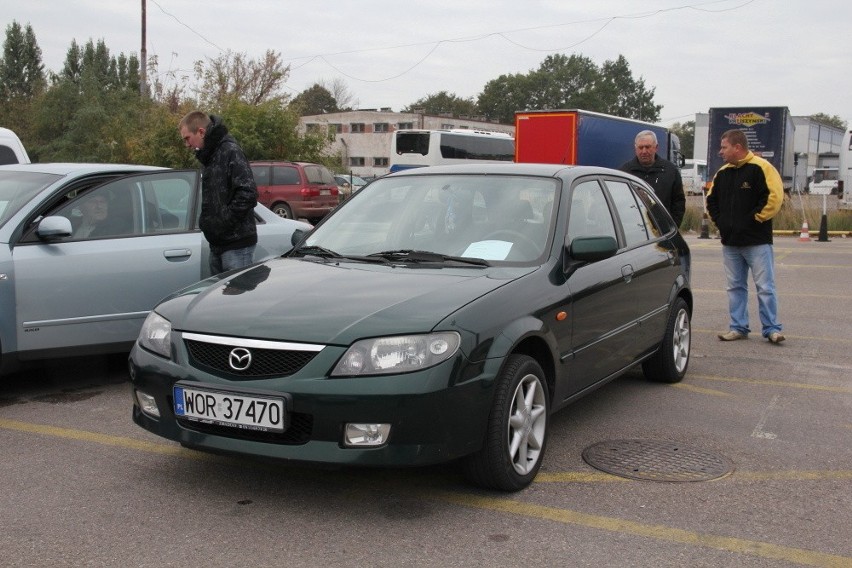 Mazda 323F, 2003 r., 2,0 D, klimatyzacja, 4x airbag, ABS,...