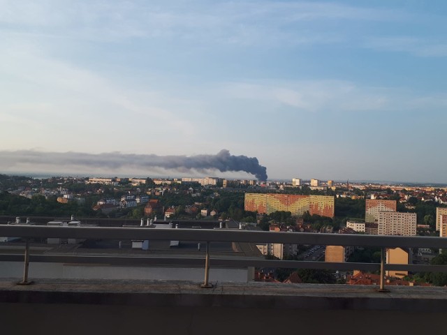 Pożar hali na Trakcie św. Wojciecha w Gdańsku Oruni 26.06.2019