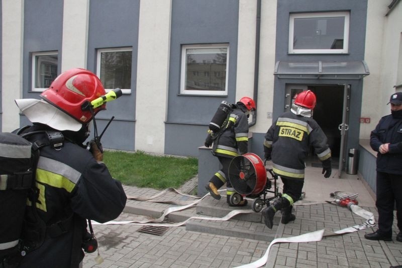 Ćwiczenia służb w Bibliotece Wojewódzkiej